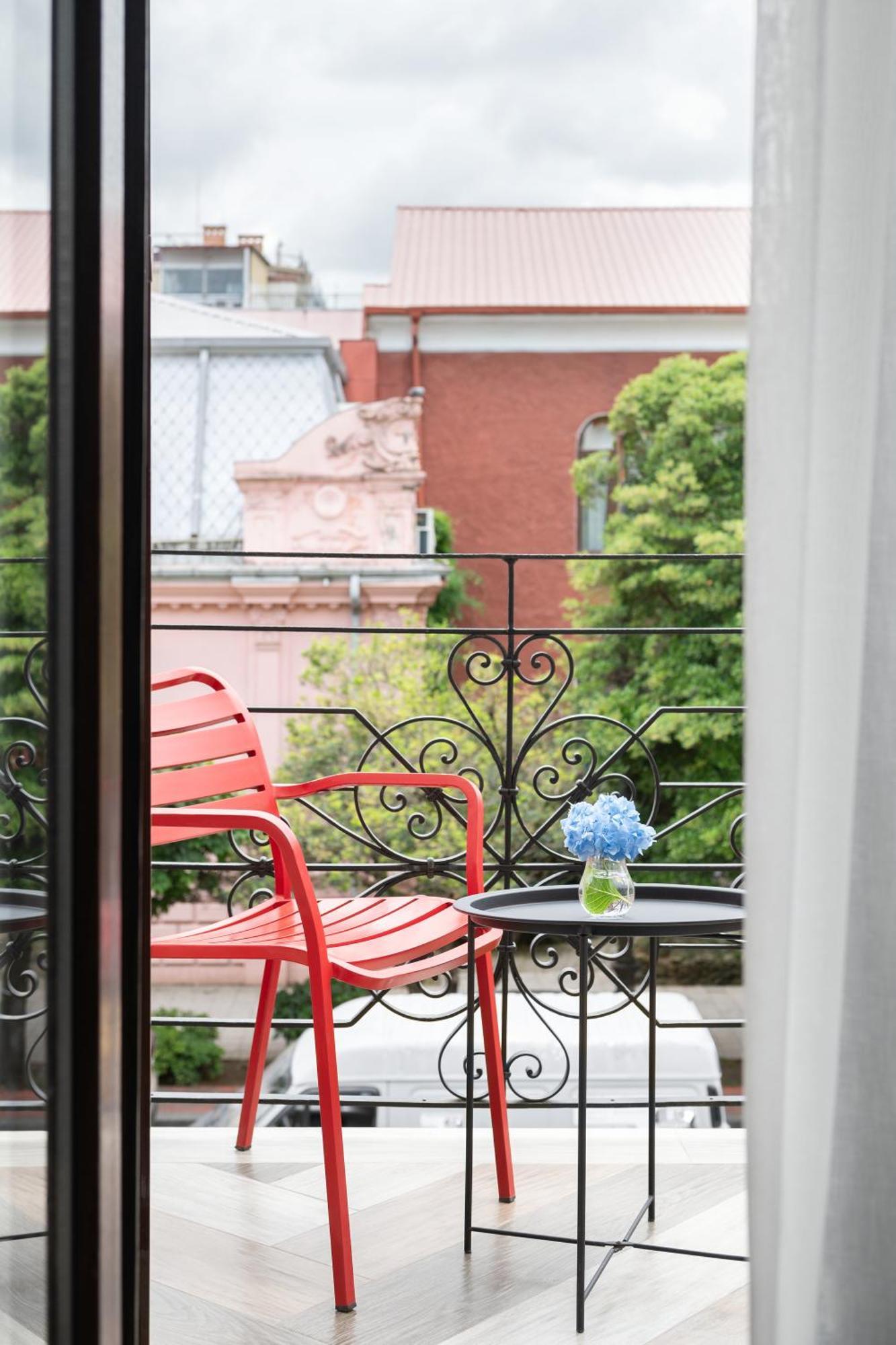 Mariinsky Boutique Hotel Batumi Exterior photo